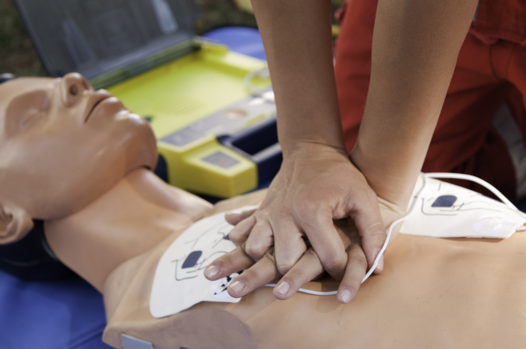 Defibrillator CPR practice